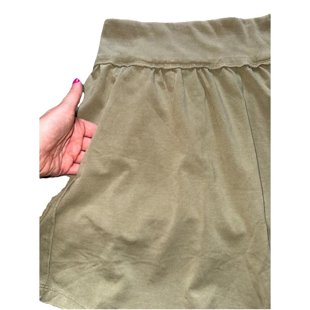 FREE PEOPLE Shorts L FP MOVEMENT Hot Shot Harem Elastic Waistband Pull On Green - Picture 8 of 9
